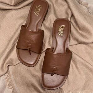NWT Franco Sarto Tan, Genuine Leather, Size 9 Sandals, perfect for summer!